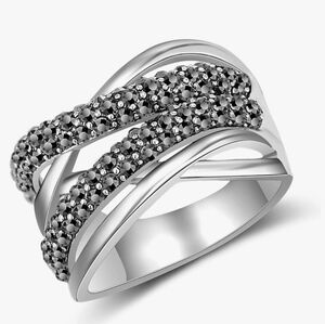 NWT! Silver Wide Chunky Twist Ring Alloy Size 9